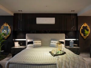 Luxury Bed With 2 Side Tables