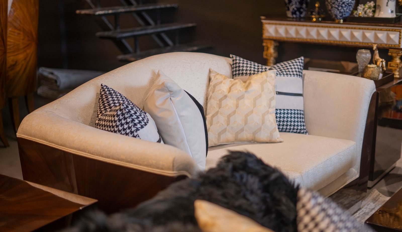 Premium 7-Seater Sofa Set - Image 3