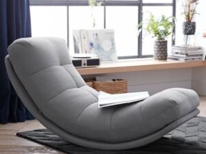 Luna Modern Lounge Chair
