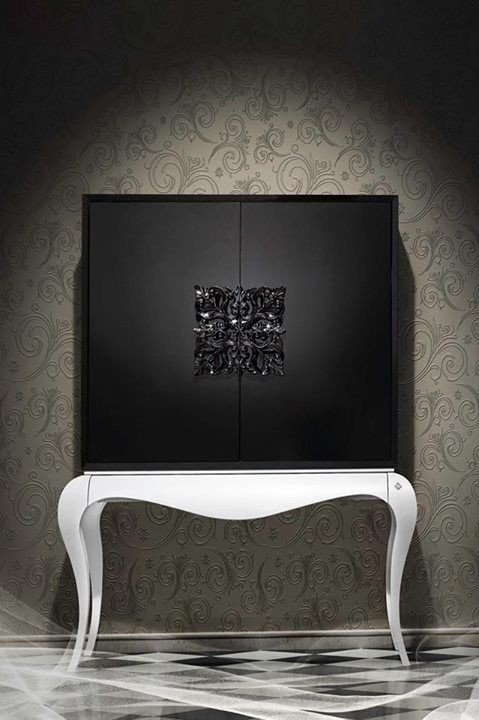 Noir Elegance Luxury Display Cabinet